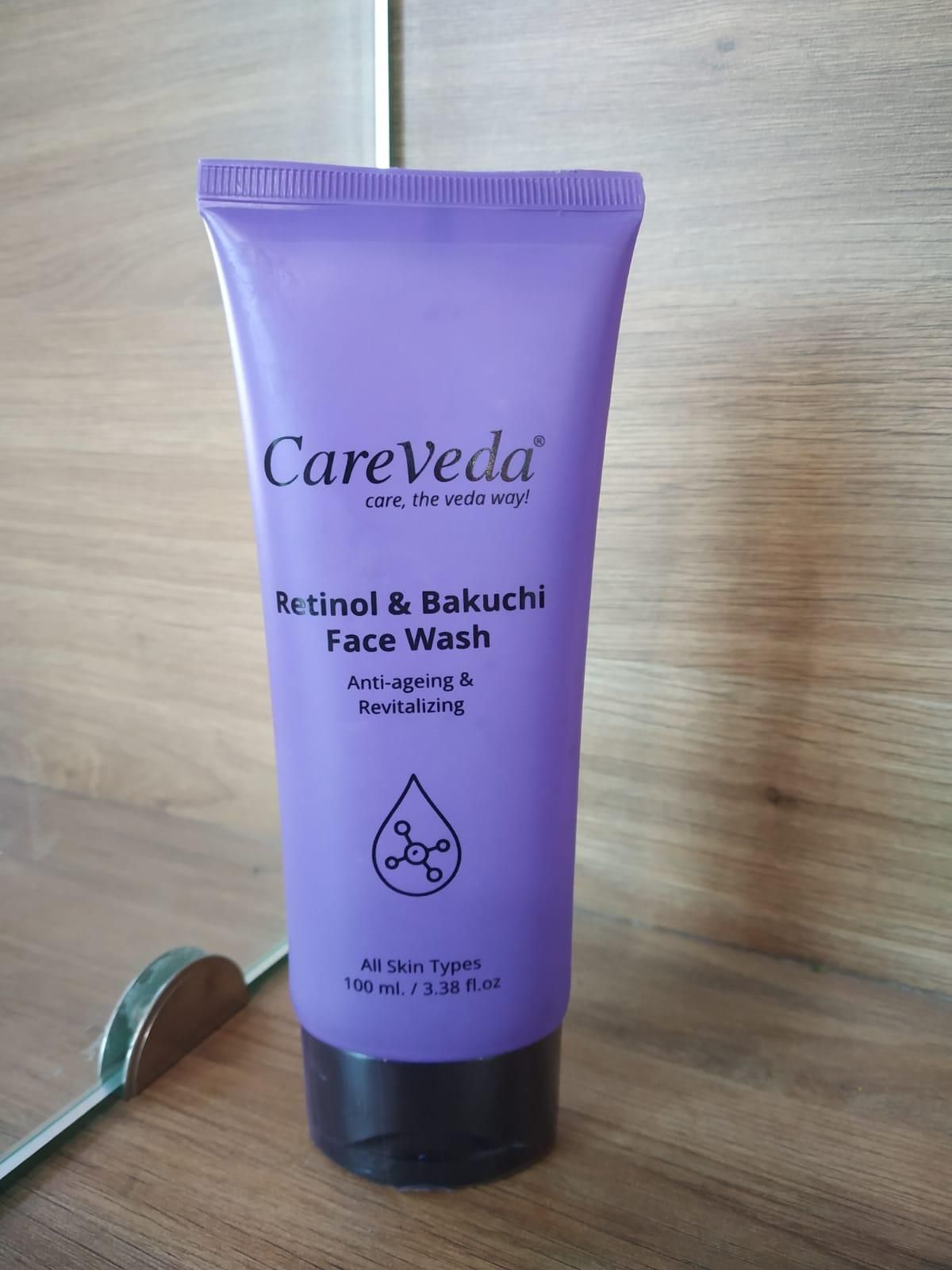 Retinol & Bakuchi Face Wash 100 ml